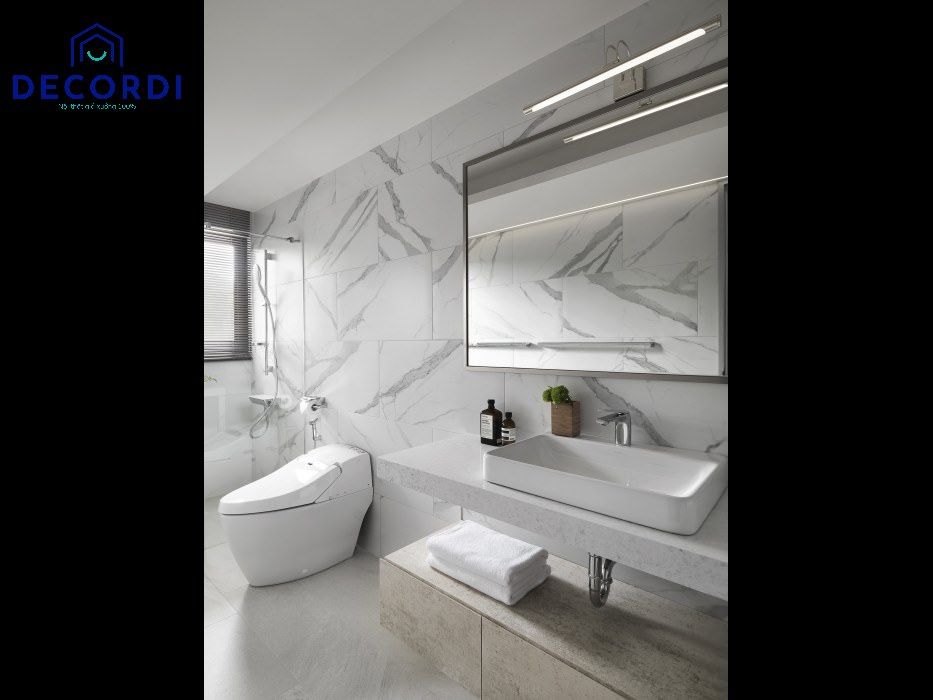 30+ Mẫu thiết kế nội thất chung cư 100m2 đẹp - hiện đại nhất 2021 13. Nha ve sinh op da sang trong