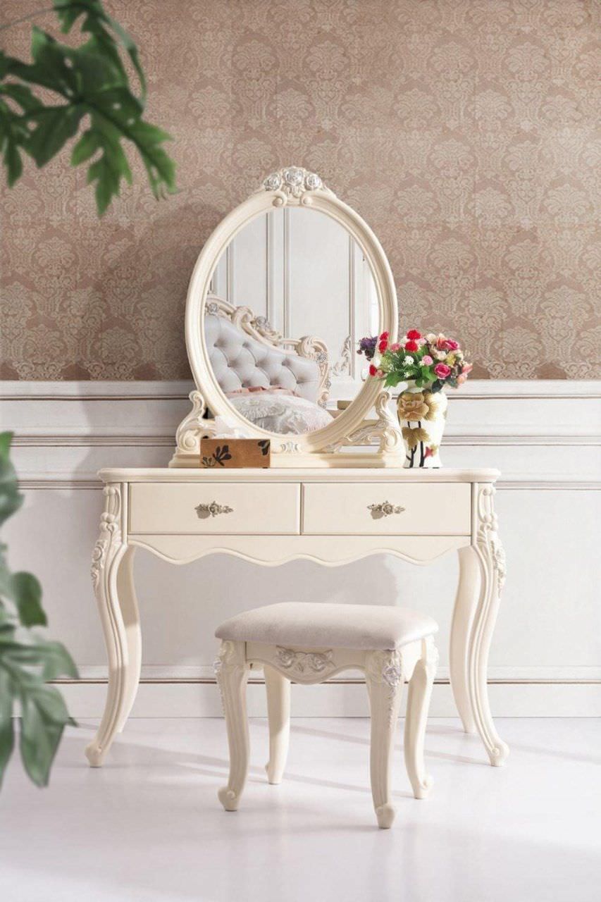 Bộ bàn ghế trang ᵭⅰểm nhỏ gọn màu trắng đẹp mắt phù hợp cho phὸng ngủ nhỏ