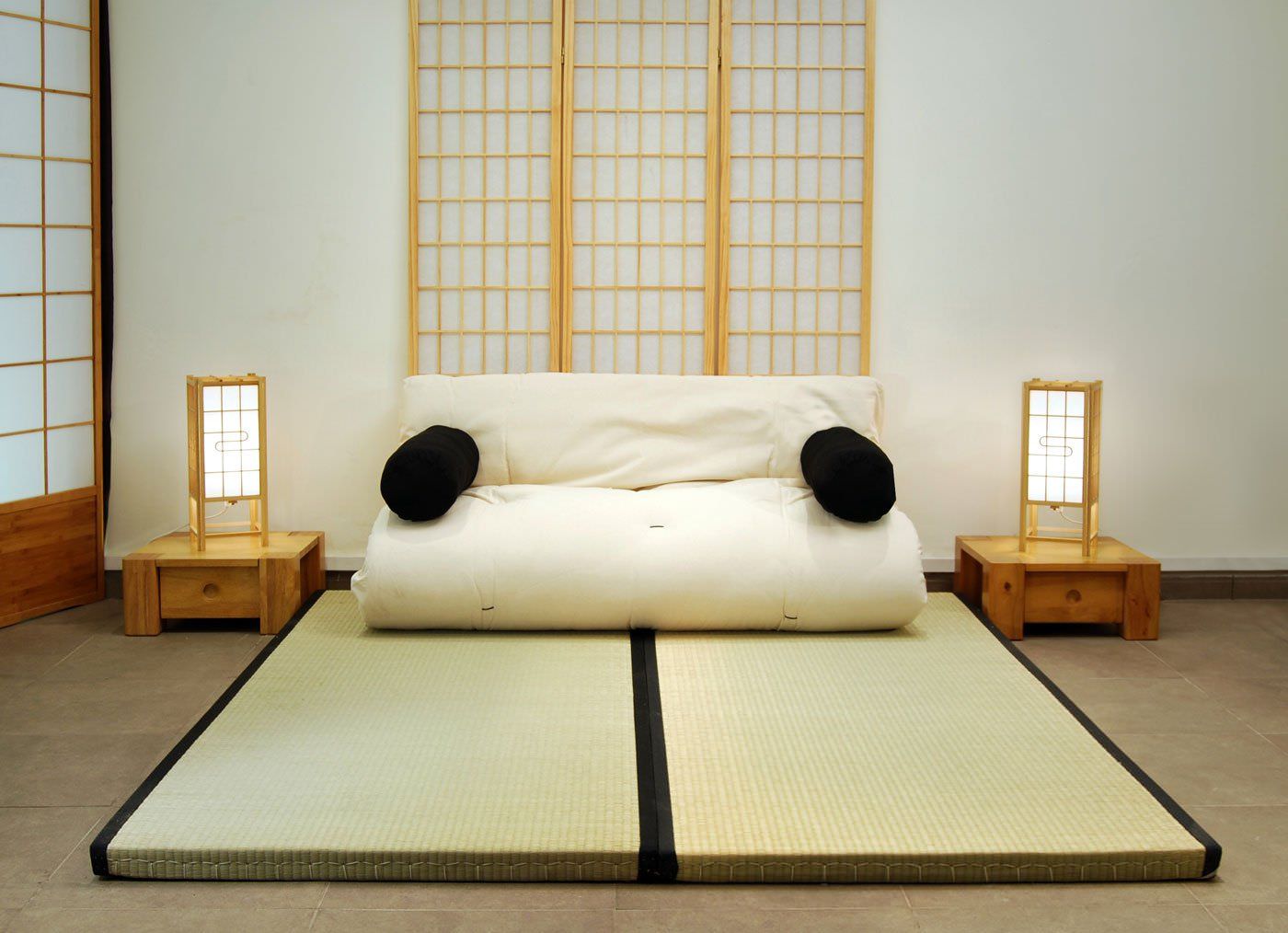 Bố trí phòng ngủ đơn giản với chiếu tatami