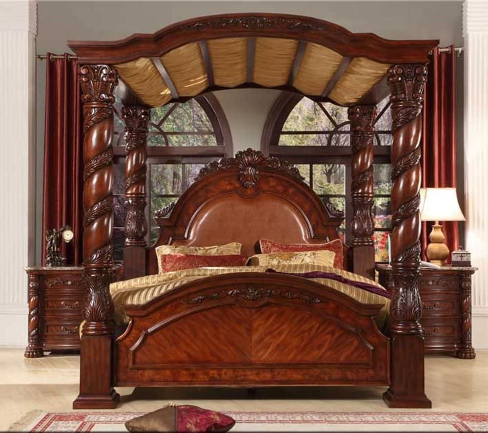 Giường ngủ tân cổ điển được thi công bởi chất liệu gỗ tự nhiên quý