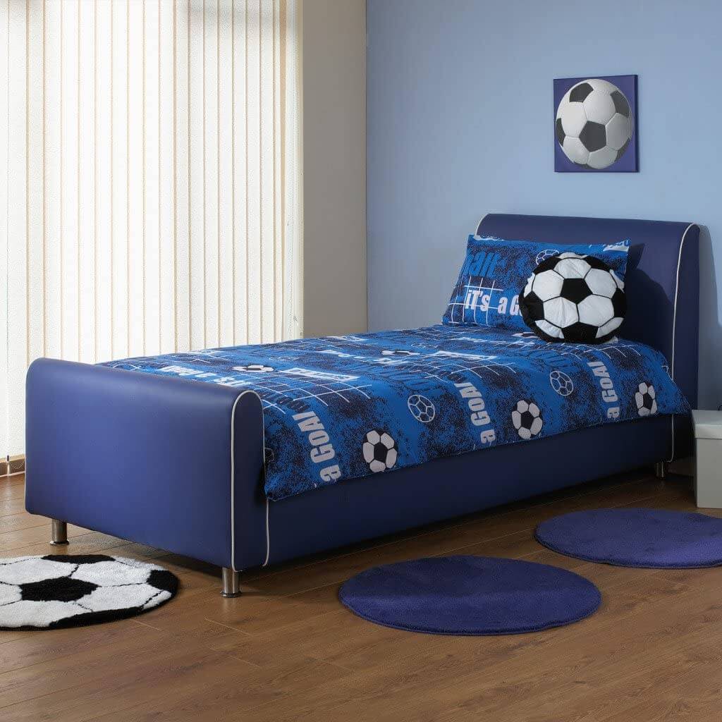 Giường ngủ đơn cho bé trai bọc nệm dày màu xanh nước biển năng động