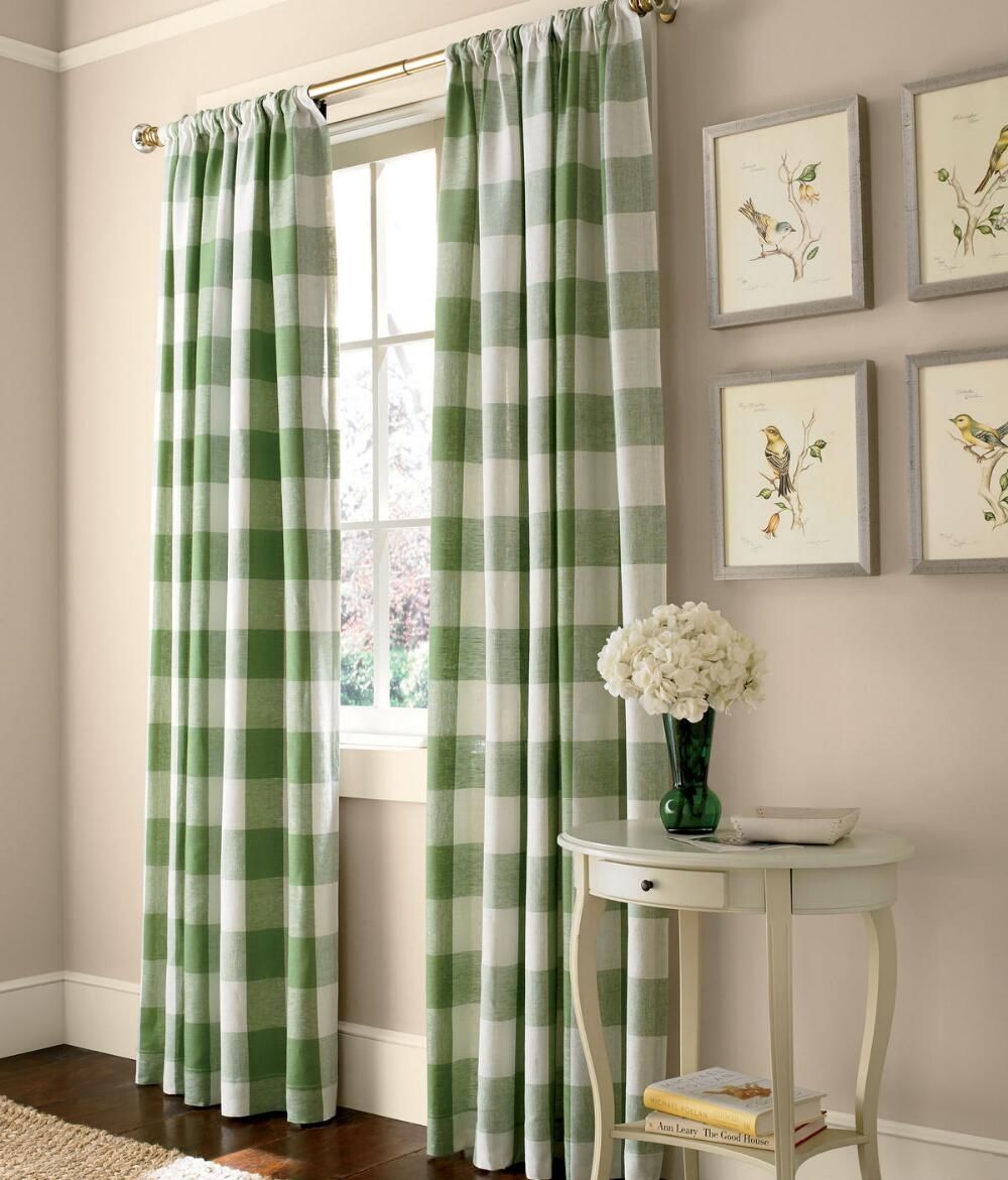 Rèm vải cotton sọc caro xanh lá đơn giản mang cảm giác tươi mới cho căn phòng